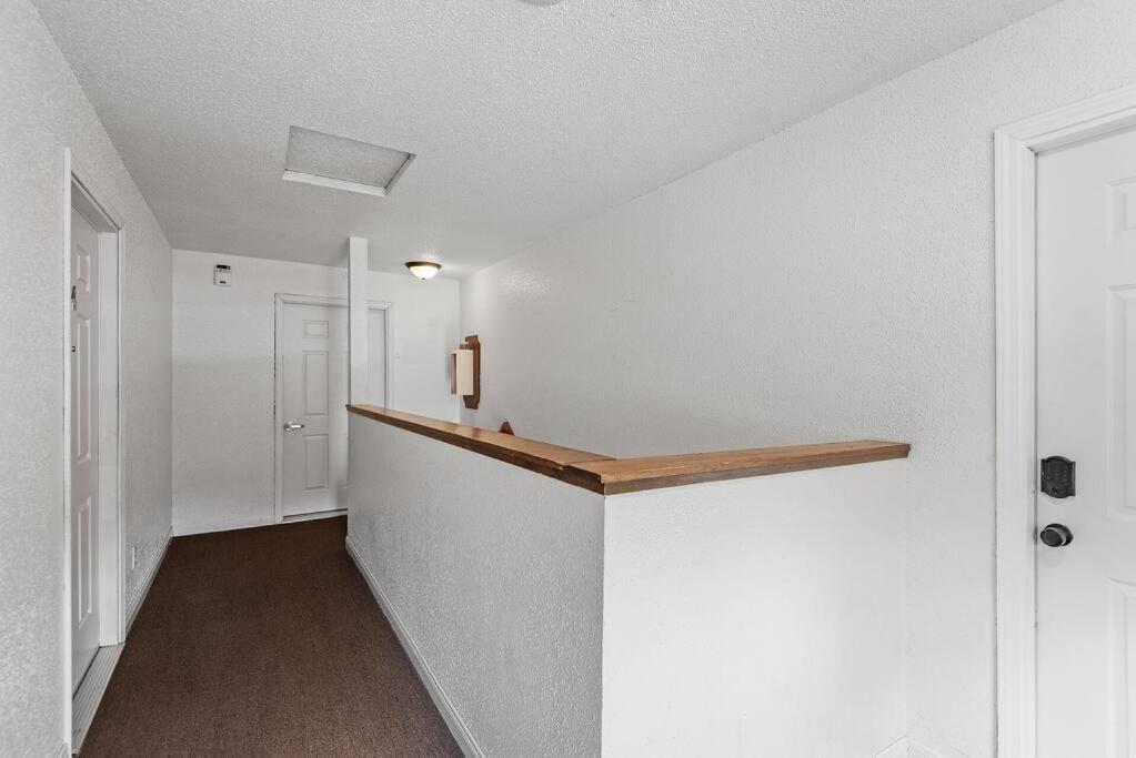 Tranquil 2Br Apt Mpls - 8075 Apt 3 Minneapolis Exterior photo